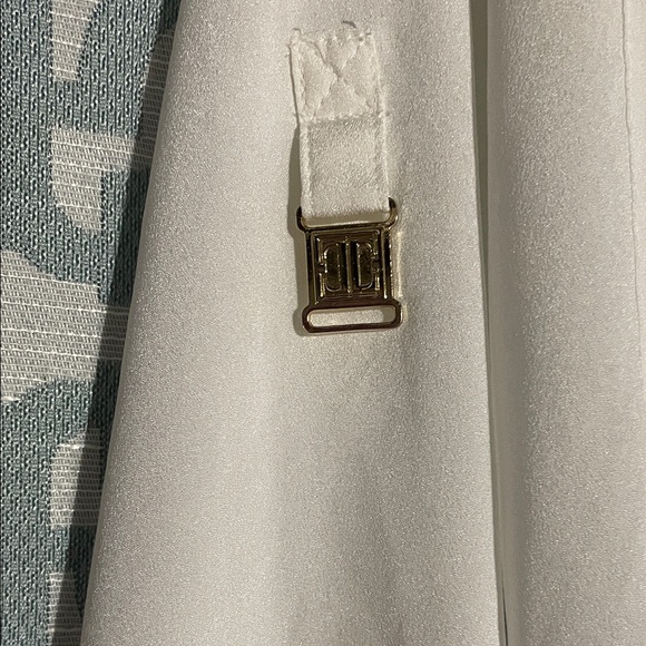 women's White dress  Shirt - Picture 2 of 4